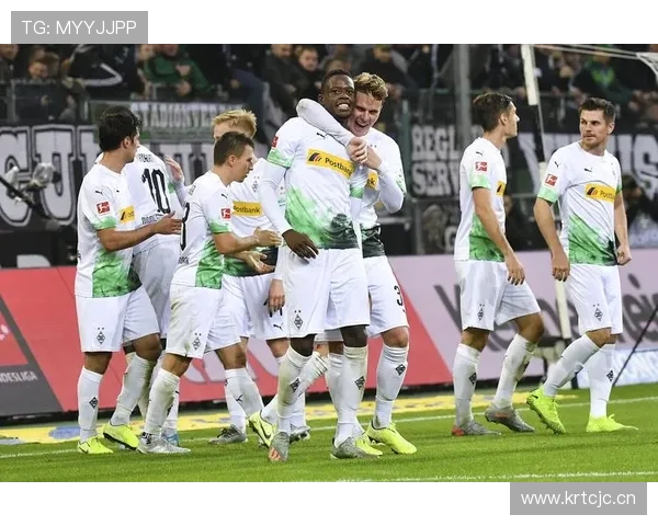 法兰克福对门兴格策堂安领衔 法兰克福对门兴格策堂安领衔